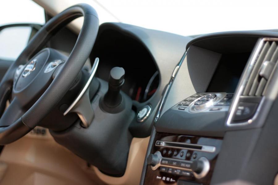  Nissan Maxima 2009 года  (фото 13 из 120)